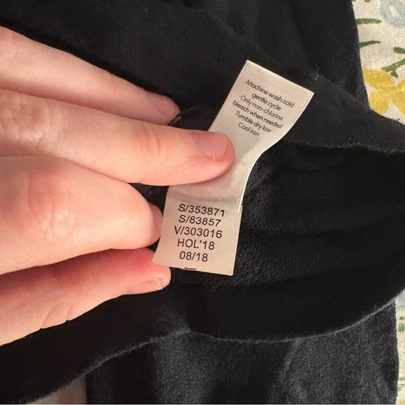 Athleta Nirvana Twist Front Sweatshirt Black Size Small - Picture 5 of 5